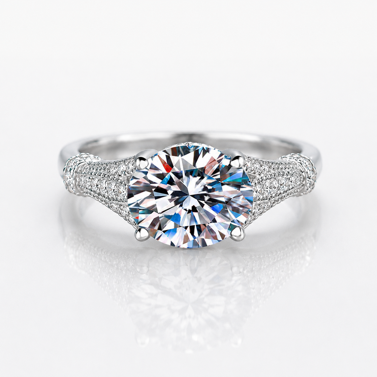 Anillo de moissanita adornado de talla ovalada de 3 quilates