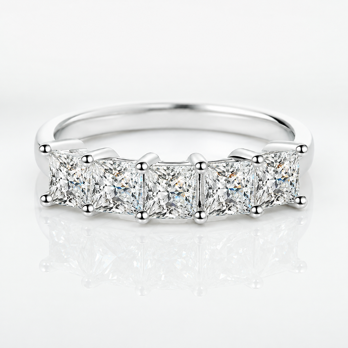 Anel de meia eternidade de Moissanite com corte princesa de 2 ct e 5 pedras