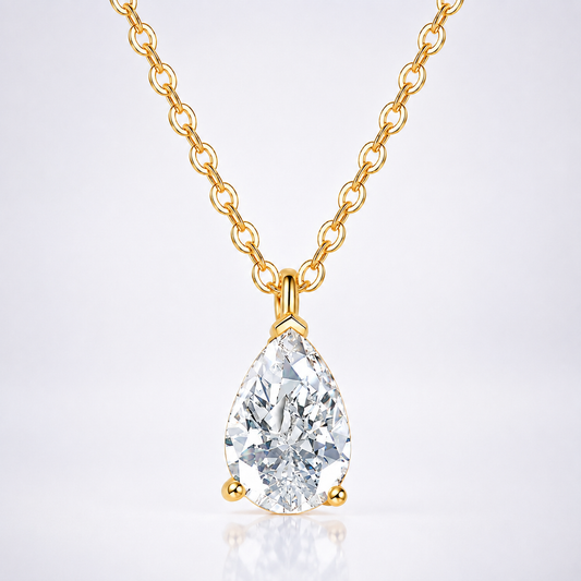 Colar com pingente de gota de moissanite com corte de pêra