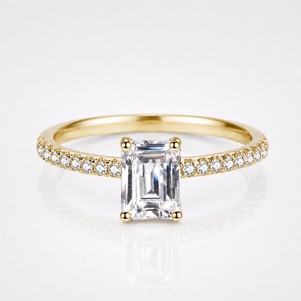 Anel Moissanite Corte Esmeralda