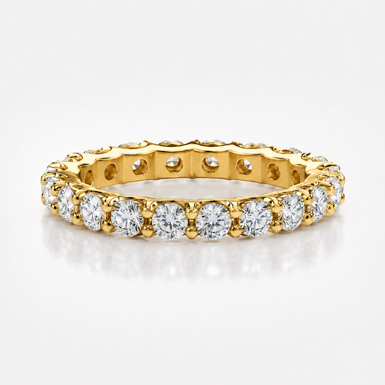 Anillo de boda de moissanita de corte brillante redondo de 2,1 quilates