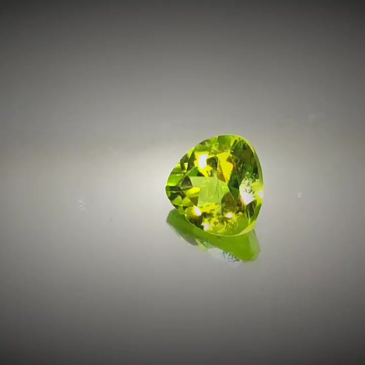 1.49ct Trillion Cut Peridot - Premium Jewelry from Dazzling Delights - Just $28.95! Shop now at Dazzling Delights