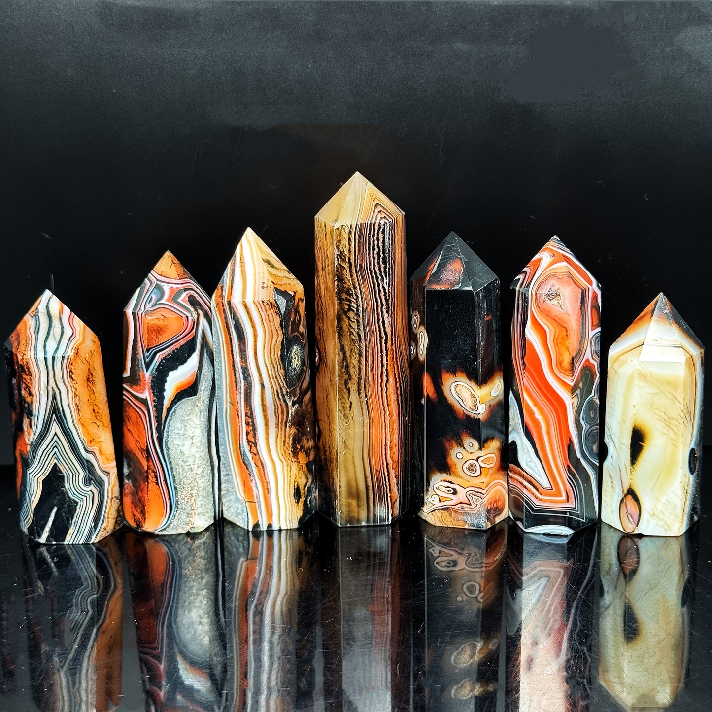 Red & Black Agate Crystal Pillar – Natural Marbled Stone Tower for Energy, Balance & Home Décor