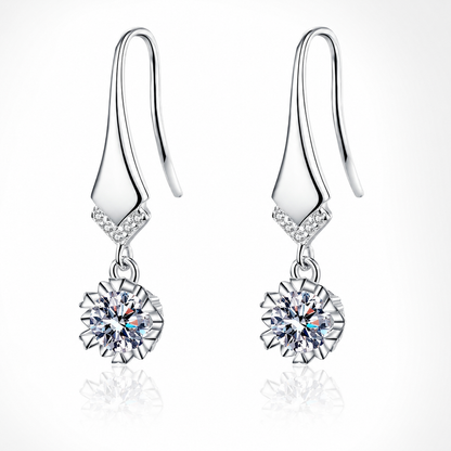 Elegantes brincos de moissanite de 6,5 mm 