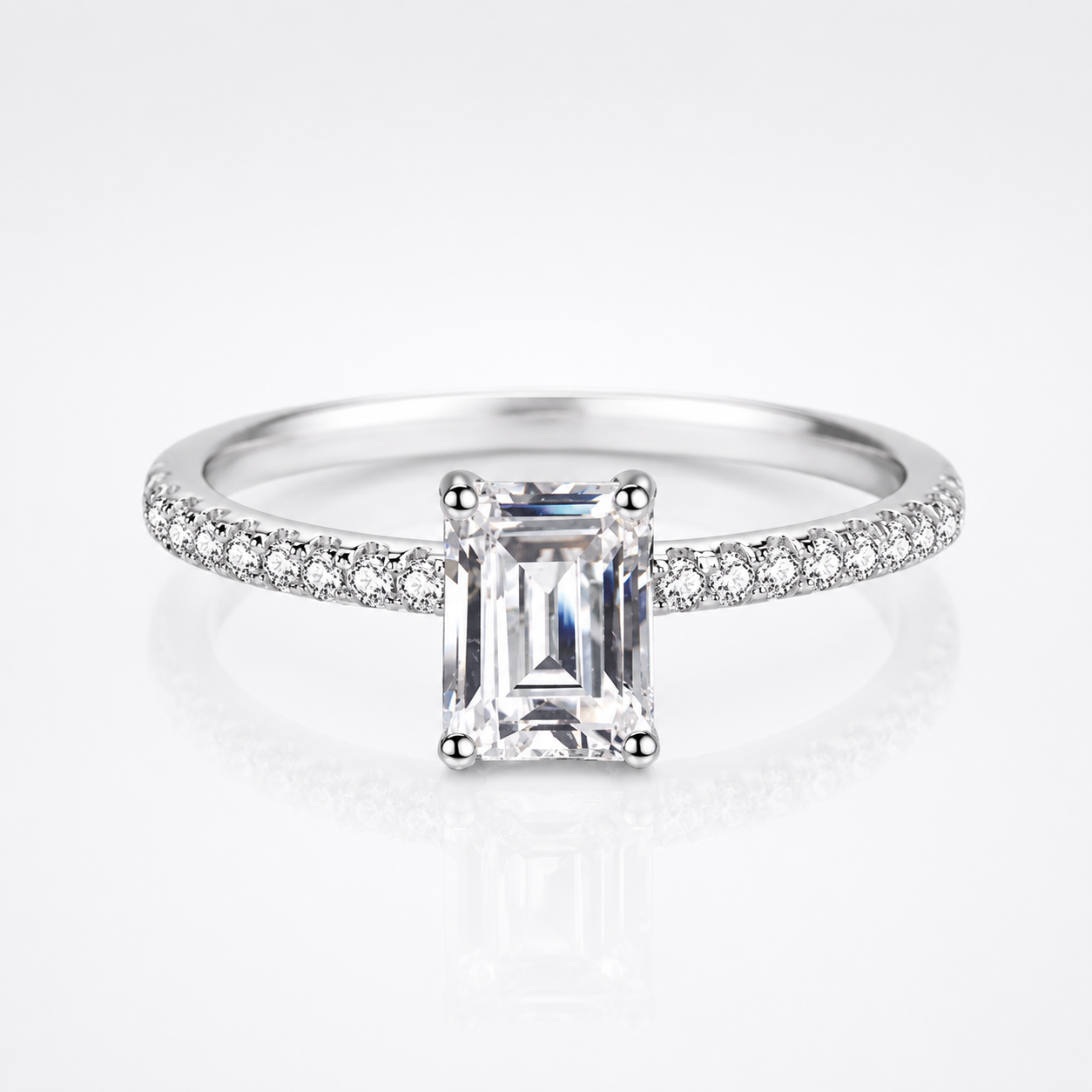 Anel Moissanite Corte Esmeralda 