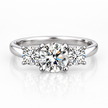 Anillo de trilogía de moissanita de 2 quilates 
