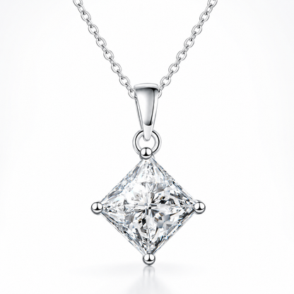 Colar com pingente de gota de moissanite com corte princesa 