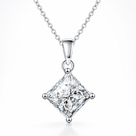 Colar com pingente de gota de moissanite com corte princesa 