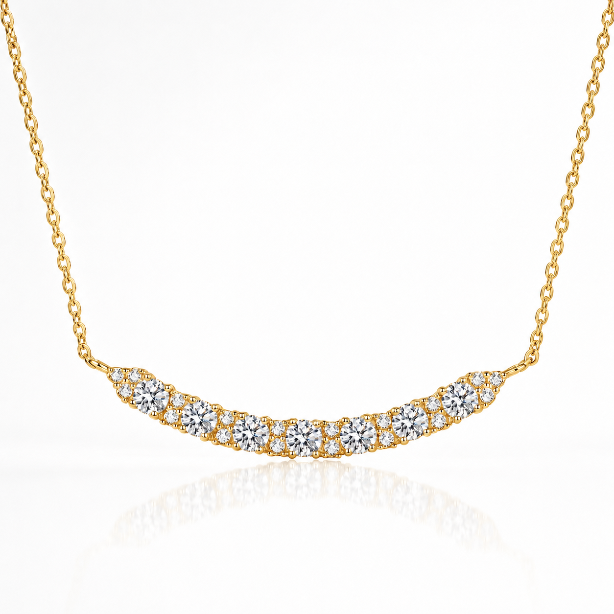 Colar com pingente de sorriso Moissanite 