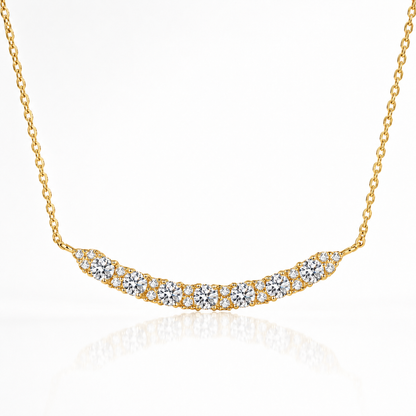 Colar com pingente de sorriso Moissanite 