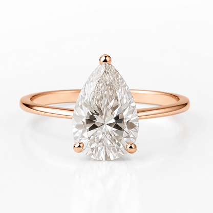 Anillo de compromiso con moissanita y solitario de talla pera 