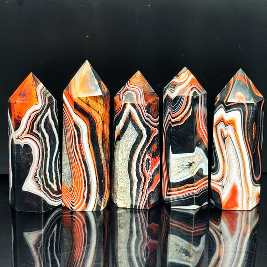 Red & Black Agate Crystal Pillar – Natural Marbled Stone Tower for Energy, Balance & Home Décor