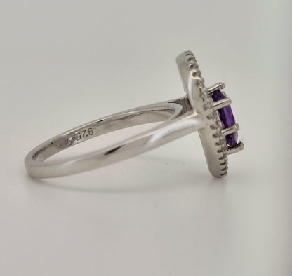 Anel Halo de Ametista com Corte de Pêra 7x5mm 