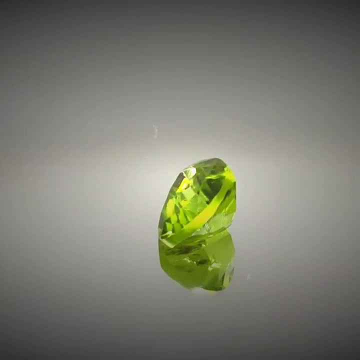 1.49ct Trillion Cut Peridot - Premium Jewelry from Dazzling Delights - Just $28.95! Shop now at Dazzling Delights